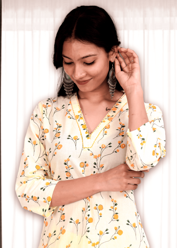 Rhyon Block White Beige Floral Print with Value Edition kurta set  