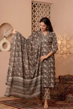 Cotton Salwar Suit with Floral Print in Gray