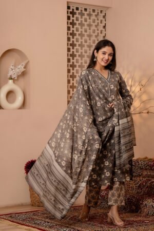 Cotton Salwar Suit with Floral Print in Gray