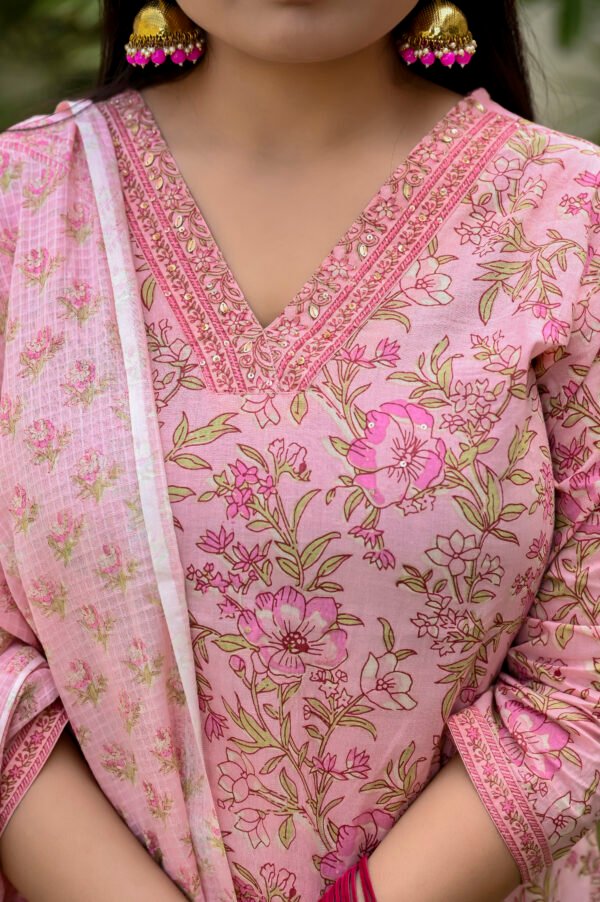 Cotton Floral Suit Set in Powder Pink  