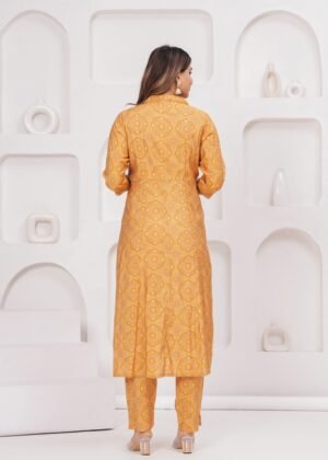 Gold Fish 2 Piece Kurta Set in Muslin Fabric