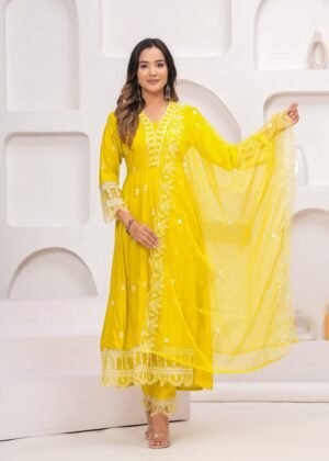 Rhyon Amber Yellow 3 Piece Suit Set in White Booty