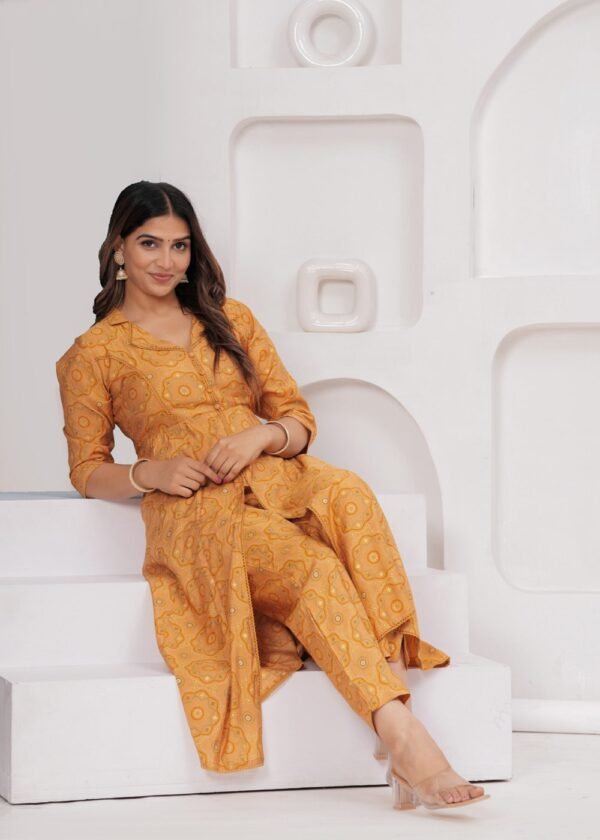 Gold Fish 2 Piece Kurta Set in Muslin Fabric  