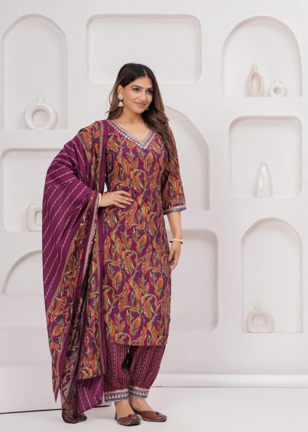 Muslin Berry Purple 3 Piece Suit Set in Leaf And Zigzag Print  