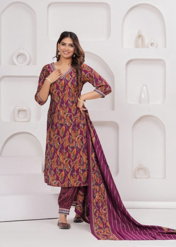 Muslin Berry Purple 3 Piece Suit Set in Leaf And Zigzag Print  