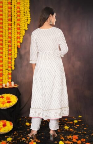 White Small Floral Buti Block Printed Cotton Suit Set