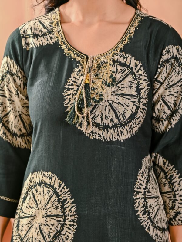 Black Vertican Printed Suit Set | Ethnic Wear for Women  