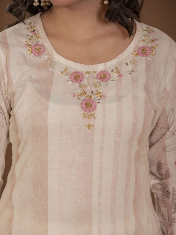 Ivory Cotton Silk Floral Print Suit with Dupatta ethnic wear for women, festive ethnic wear, festive suit set, lightweight silk blend suit, silk blend suit set, silk kurta set, women’s silk suit 